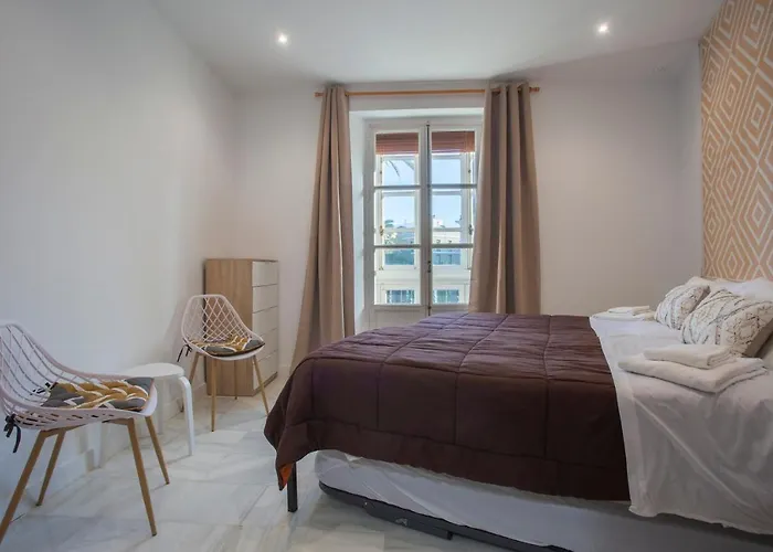 Serenissima Apartment By Cadiz4Rentals